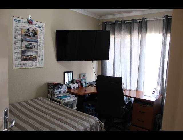 3 BEDROOM SECTIONAL TITLE FOR SALE IN NEW REDRUTH